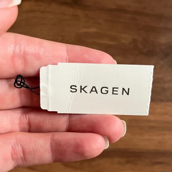 Skagen Signature - SKW2692 (Silver) Mesh Watch - Picture 3 of 12